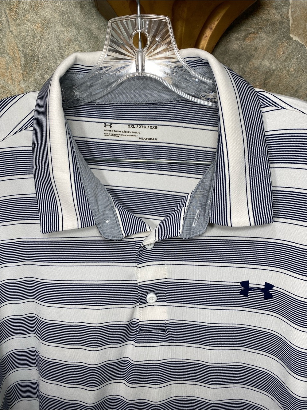 Under Armour polo golf mens 2 XL short sleeved dress shirt blue stripe